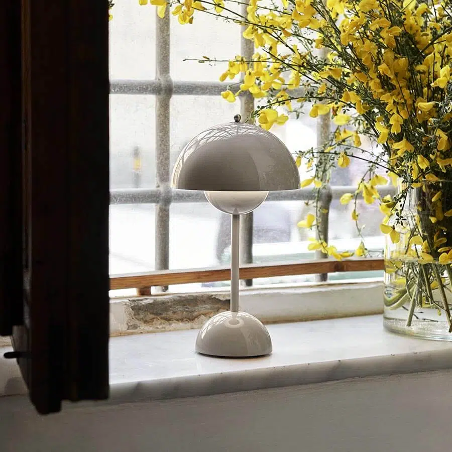 Lampe Portable 'Flowerpot' &Tradition